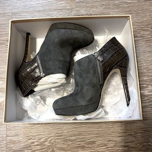 Michael Kors York Booties 8.5 NIB